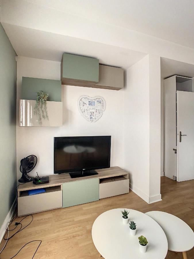 Grand Appartement Paris Et Disneyland 4Pers Neuilly-sur-Marne Exteriér fotografie